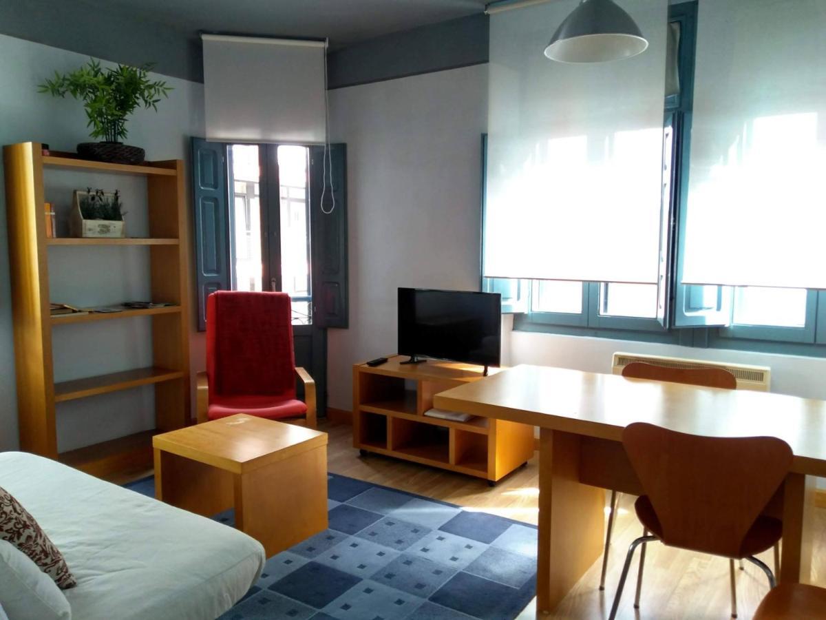 Apartamentos Legazpi 坎加斯德尔纳尔塞亚 外观 照片
