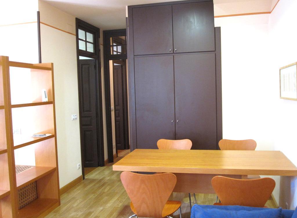 Apartamentos Legazpi 坎加斯德尔纳尔塞亚 外观 照片